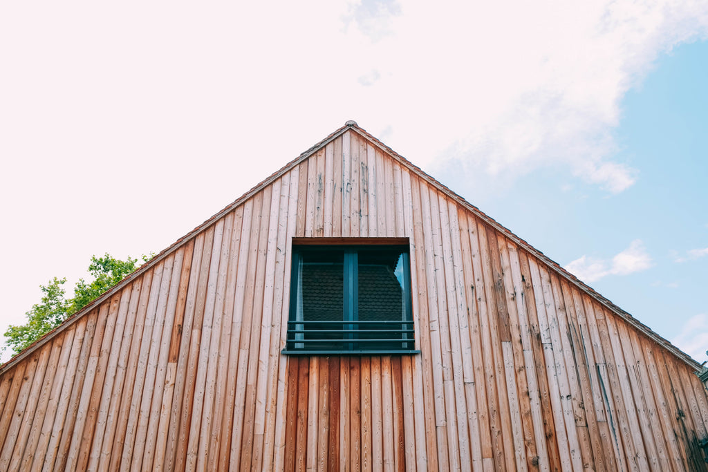 External Larch Cladding 