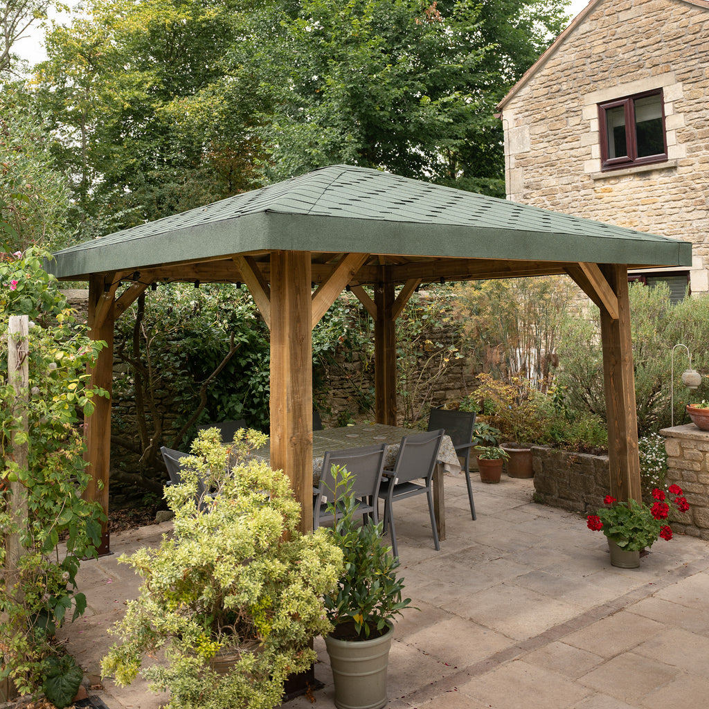 Lifestyle picture of pergola installed in garden
