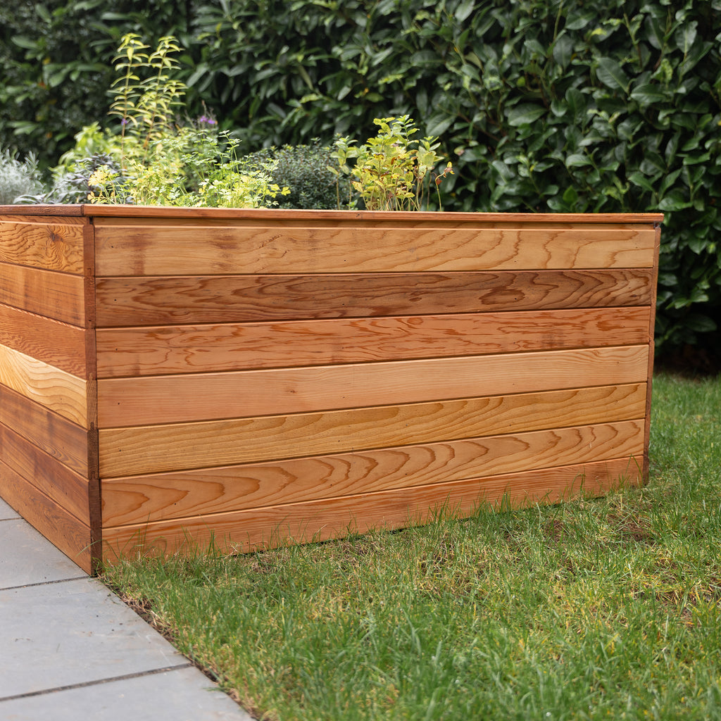 Lifestyle shot of canadian cedar