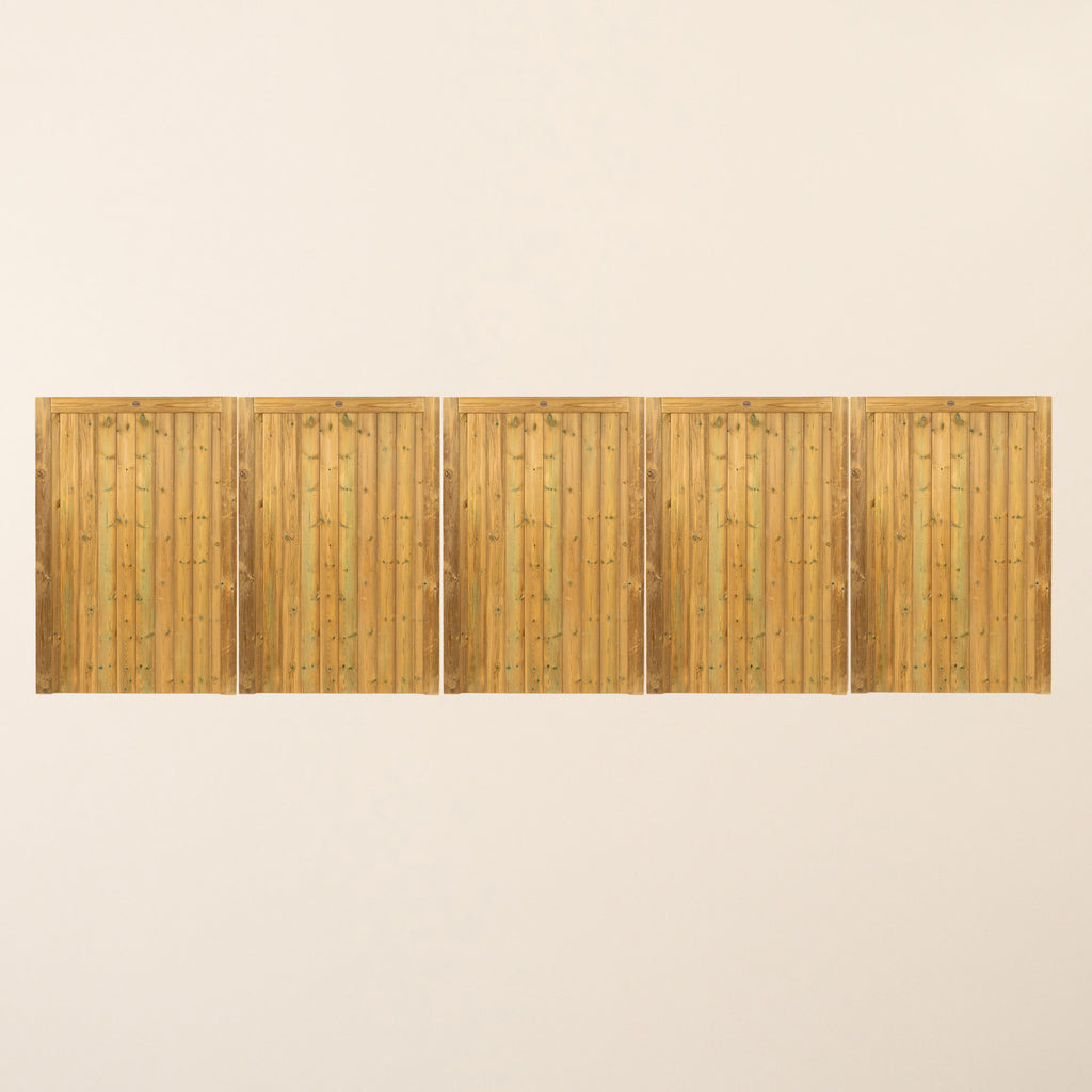 Croyde Gates Bifold 5 Leaf, shown from the front