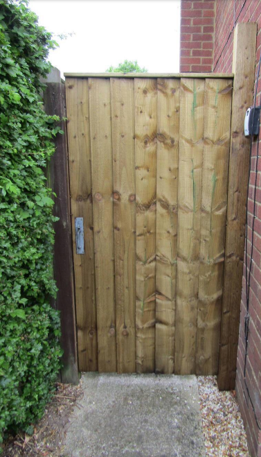 Portreath Framed Featheredge Gate (1.5m High)
