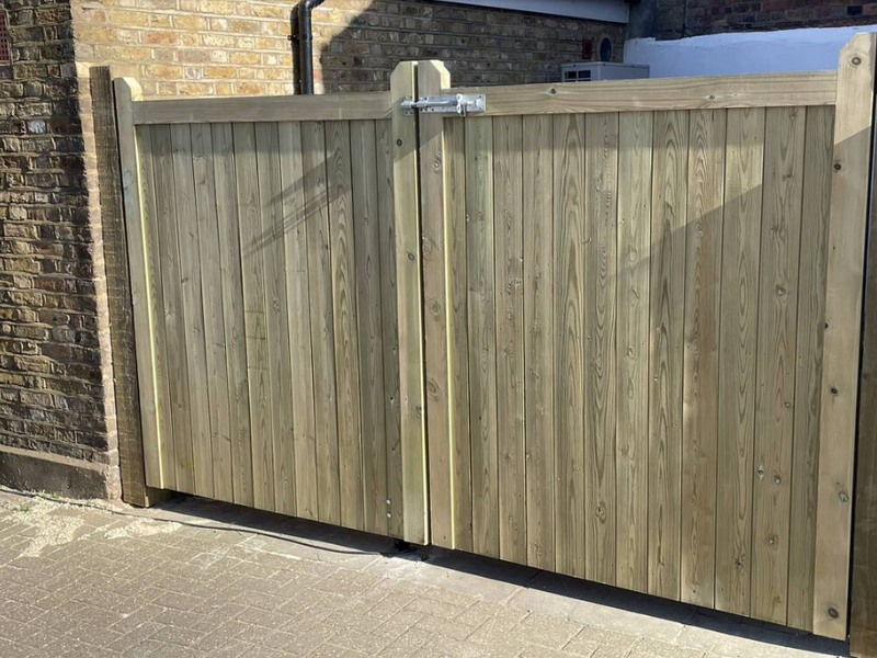 Highampton Mortise and Tenon T&G Entrance Gate (Pair)